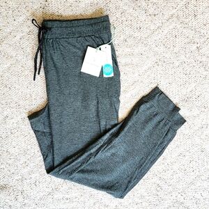 We Wonder Woman's Joggers Size Large